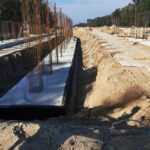 18 września 2023 r. Obiekt PZDg_43A Wykonano izolację betonu fundamentów podpora P3 oraz podpora P4