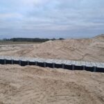 01 października  km 608+300’ budowa nasypu budowa PZM-14A