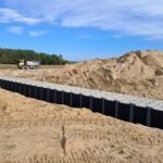 09 października  km 608+300’ budowa nasypu budowa PZM-14A