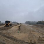 29 października  km 605+300’ budowa nasypu przygotowanie GWN