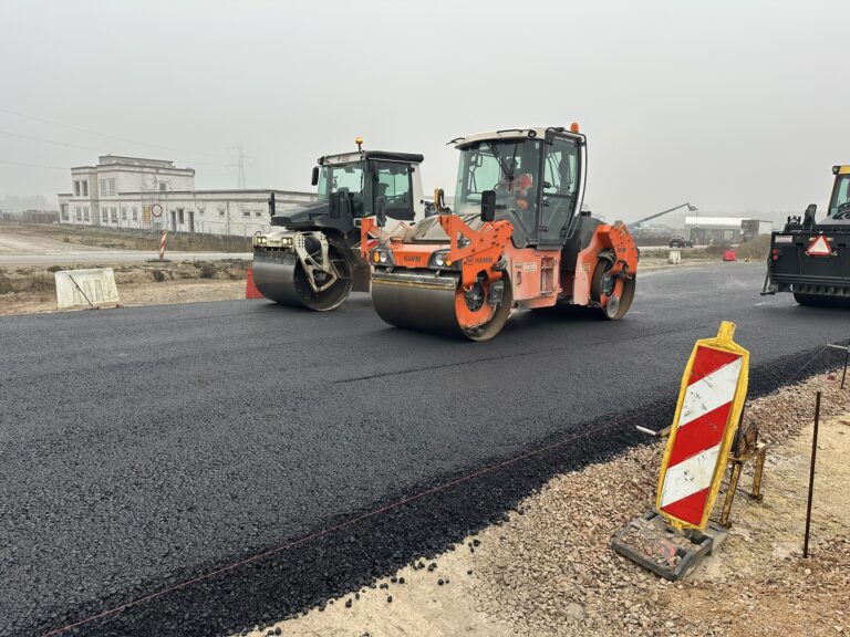 04 grudzień 2024 Węzeł Borki – Warstwa wiążąca z BA na dojeździe do WD-43'