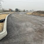 04 grudzień 2024 Węzeł Borki – Warstwa wiążąca z BA na dojeździe do obiektu WD-43