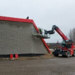 09 grudzień 2024 obiekt WD-40 montaż desek gzymsowych na murach oporowych