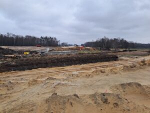 18 grudnia km 599+700’ budowa nasypu budowa podpór PZM-13L(L,P)