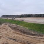 18 grudnia km 605+300’ zabezpieczenie piaskiem podbudowy pomocniczej C5_6