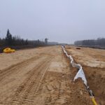 30 grudnia km 599+700 przygotowanie GWN budowa drenażu w pasie dzielącym