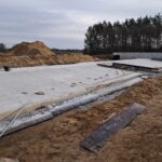 28 stycznia km 608+300’ budowa nasypu wykonana płyta przejściowych PZM_14A