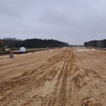 04 lutego km 608+300 budowa nasypu budowa kanalizacji deszczowej