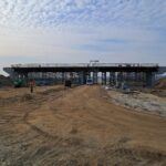 24 lutego km 605+300 zabezpieczenie piaskiem podbudowy C5_6 budowa ustroju nośnego WD_71