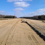 03 marca km 606+900’ przygotowanie GWN budowa drenażu w pasie rozdziału