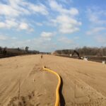 25 marca km 599+700 przygotowanie GWN budowa drenażu w pasie dzielącym