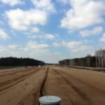 25 marca km 608+300 budowa nasypu budowa drenażu w pasie rozdziału