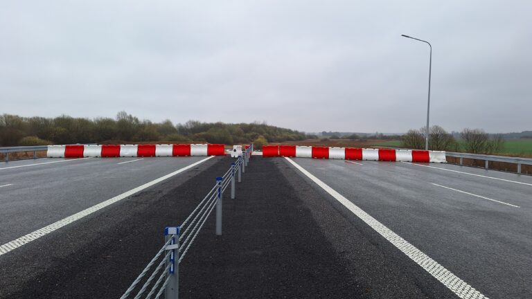 Połączenie odc. 9 i 10, 624+830 km