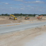 13.05.2025 595+500 kształtowanie i humusowanie skarp