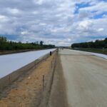 19 maja  km 599+700 podbudowa zasadnicza C8_10 ułożono geowłókninę