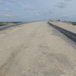 28.05.2025 588+100 DP 3667W krawężniki i ścieki str. południowa