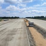 02 czerwca km 608+300’ wykonywano podbudowę zasadniczą C8_10 nad PZM_14A