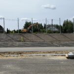 10.06.2025 zasypywanie płyt ażurowych przy obiekcie WD 38 561+699,18