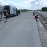 21.07.2025 583+400 fugowanie szczelin dylatacyjnych