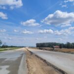 30 lipca km 608+950’ wykonywano podbudowę zasadniczą C8_10 nad PP_69