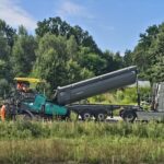 04.08.2025 Układanie nawierzchni na DJ-P-04