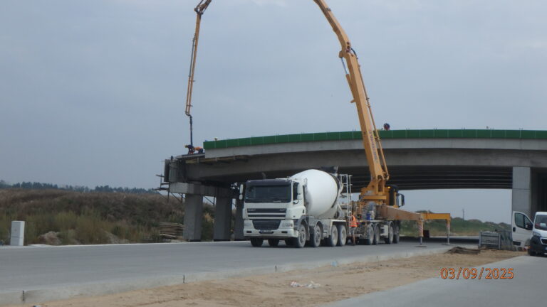03.09.2025 589+900 PZGs-58 betonowanie ścianki zaplecznej