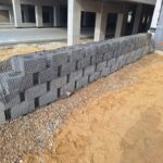 03.09.2025 obiekt PZDg 43A mur M4 montaż deski gzymsowej i budowa murów