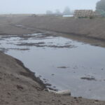 07.10.2025 582+340 ZBR-03 kształtowanie skarp i dna