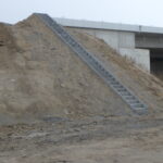 07.10.2025 583+900 WD-53A wykonane schody skarpowe