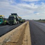 15 października km 610+700’ podbudowa z kruszywa C90_3  podbudowa AC22P jezdnia lewa widok w kierunku odcinka IX