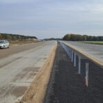 23 października  km 598+200’ nawierzchnia betonową C35_45 powierzchniowe utrwalenie pasa rozdziału montaż barier lo