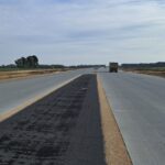 23 października  km 604+400’ nawierzchnia betonowa C35_45 powierzchniowe utrwalenie pasa rozdziału