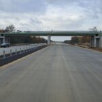 29 października km 600+600 nawierzchnia betonowa C35_45 i WD_68 powierzchniowe utrwalenie pasa rozdziału montaż bar
