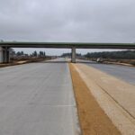 30 września km 603+600 budowa WD_70 nawierzchnia C35_45 kruszywo w pasie rozdziału