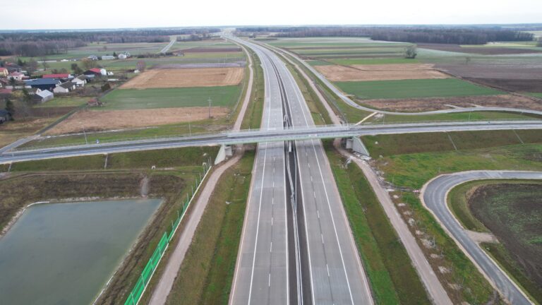 22 listopad 2025_Km577400