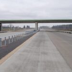 22 grudnia km 603+600 nawierzchnia C35_45 i WD_70 powierzchniowe utrwalenie pasa rozdziału montaż barier linowych