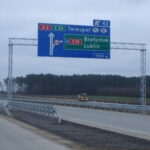 22.12.2025 595+650 zamontowana tablica kierunkowa