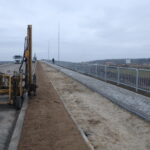 22.12.2025 596+660 DK-19 przygotowania do wbijania barier