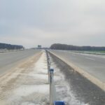 29 grudnia km 598+200’ nawierzchnia betonową C35_45 montaż barier linowych i stalowych częściowe oznakowanie poziome j