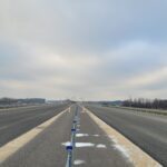 29 grudnia km 610+700 warstwa ścieralna SMA11 budowa poboczy i pasa rozdziału