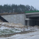 29.12.2025 587+200 w trakcie wykonywania zwieńczeń ścian oporowych