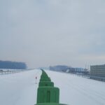 07 stycznia km 601+500 nawierzchnia betonowa C35_45 powierzchniowe utrwalenie pasa rozdziału montaż barier linowych