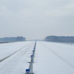 07 stycznia km 605+300’ nawierzchnia betonowa C35_45 powierzchniowe utrwalenie pasa rozdziału montaż barier linowych