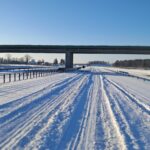 19 stycznia km 603+600 nawierzchnia C35_45 i WD_70 powierzchniowe utrwalenie pasa rozdziału montaż barier linowych