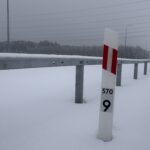 28.01.2026 Słupki kilomerażowe w ciągu trasy głównej km 570+900