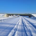 03 lutego km 606+150’ nawierzchnia betonowa C35_45 i WD_72 powierzchniowe utrwalenie pasa rozdziału montaż barier linowych