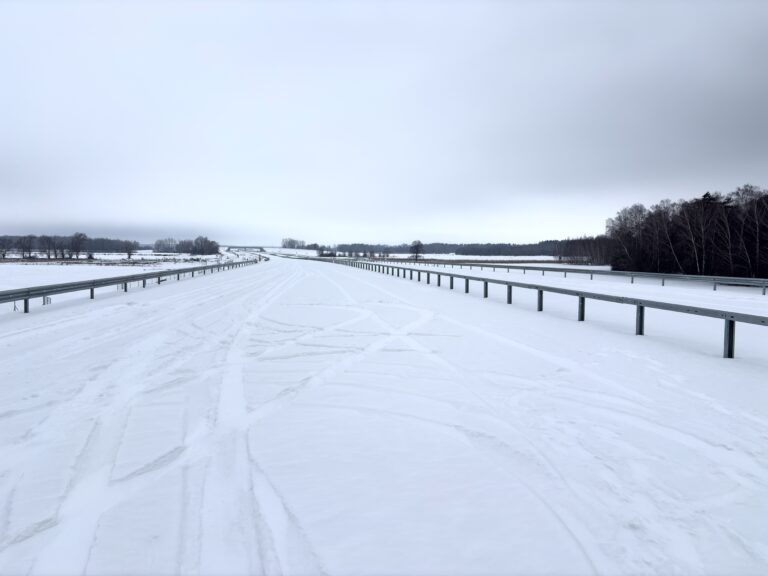 05.02.2026 Trasa główna w km 581+500 - kierunek zachodni
