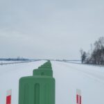 10 lutego km 602+900 wykonano nawierzchnię betonową C35_45 powierzchniowe utrwalenie pasa rozdziału montaż barier linowych