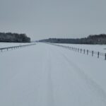 10 lutego km 606+900’ nawierzchnia betonowa C35_45 powierzchniowe utrwalenie pasa rozdziału montaż barier linowych i stalo