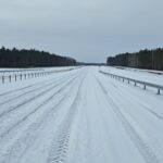 18 lutego km 608+300 wykonano nawierzchnię C35_45 pas rozdziału pobocza i urządzenia BRD całość w śnieżnej szacie